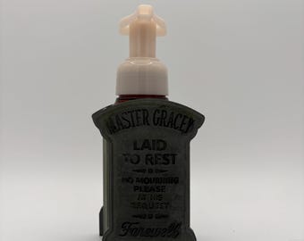 Themed foaming Soap dispenser holder