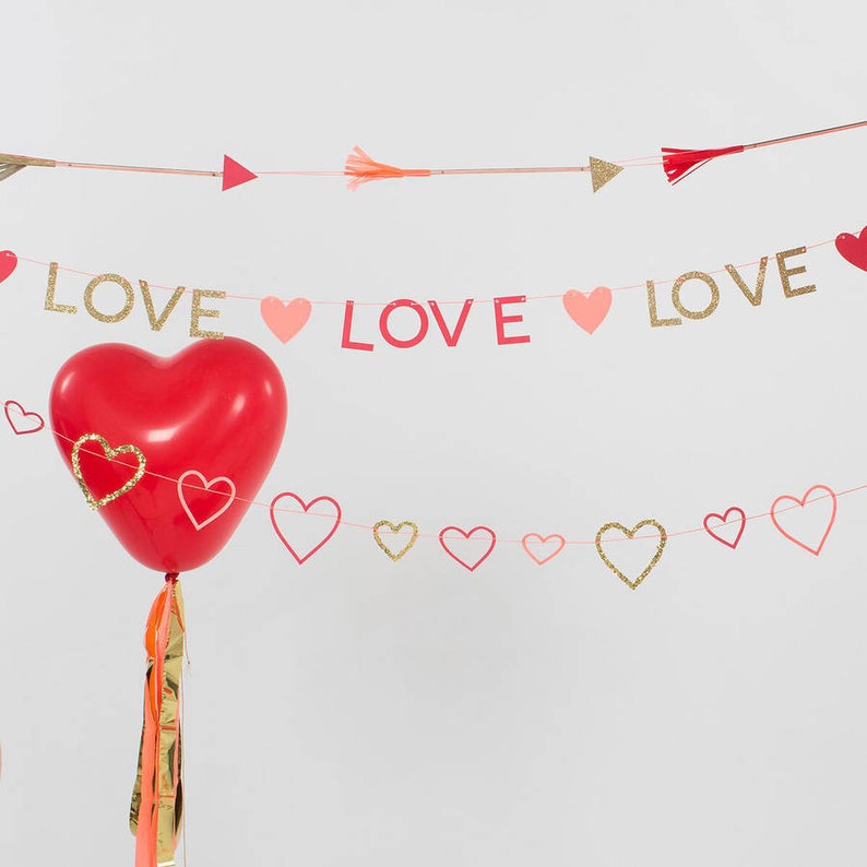 Hearts /& Arrows Garland