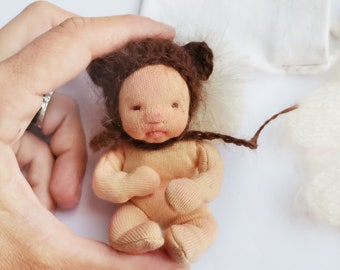 Waldorf Baby Puppe 5 cm Märchen