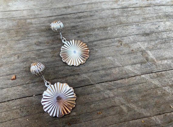 Sarah Cove Earrings View 2