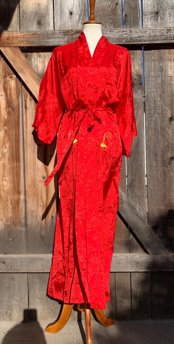 Vintage embroidered Kimono