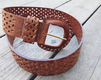 Eyelet Belt