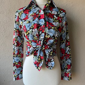 Blusa floral años 70