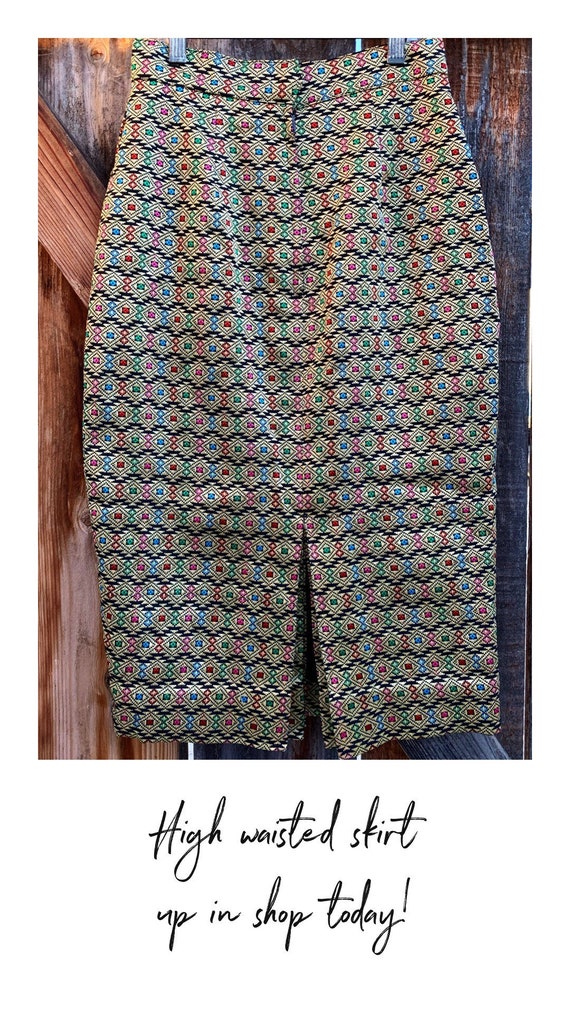 High Waist Pattern Skirt - image 3