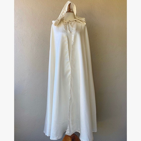 Ivory Pearl Cloak