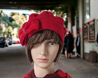 Beret, tam hat with large bow, red or black wool beret