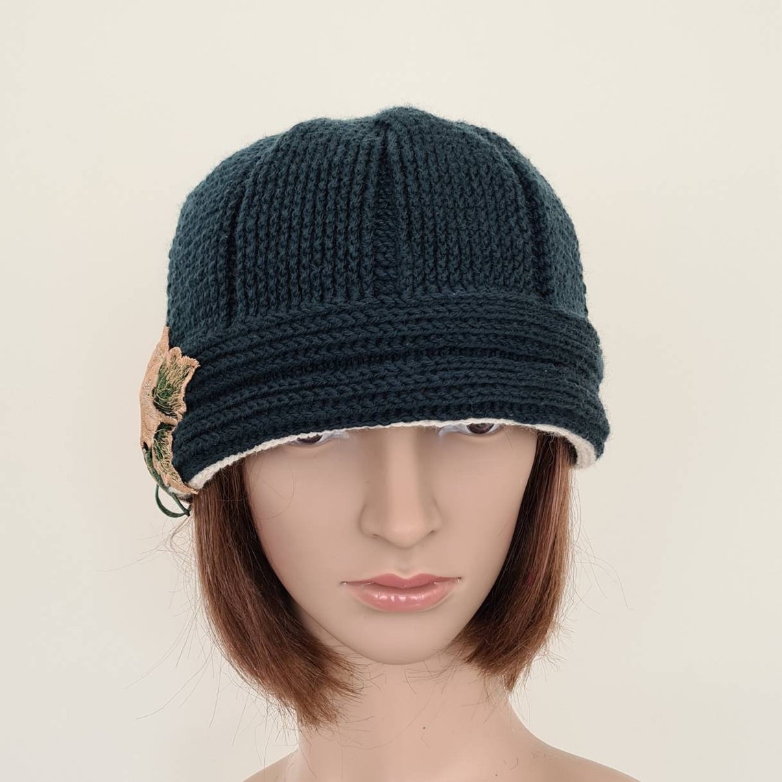 Women green wool hat with flower motif Etsy