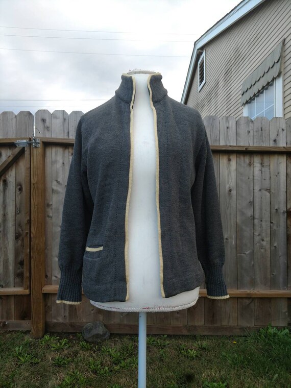 cardigan hipster