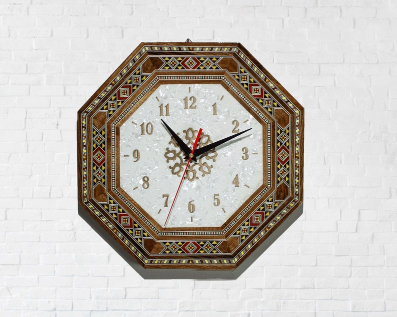Klocka, väggklocka, armbandsur, graverad träklocka, handgjord klocka, intarsia, mosaik, julklapp, möbler - pärlemor, kontorsinredning Octagonal shape 3