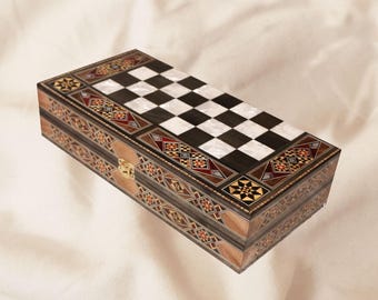 ペルシャの高級ハンドメイドチェス& バックギャモン ペルシャの高級ハンドメイドチェス& バックギャモン チェス 盤 高級