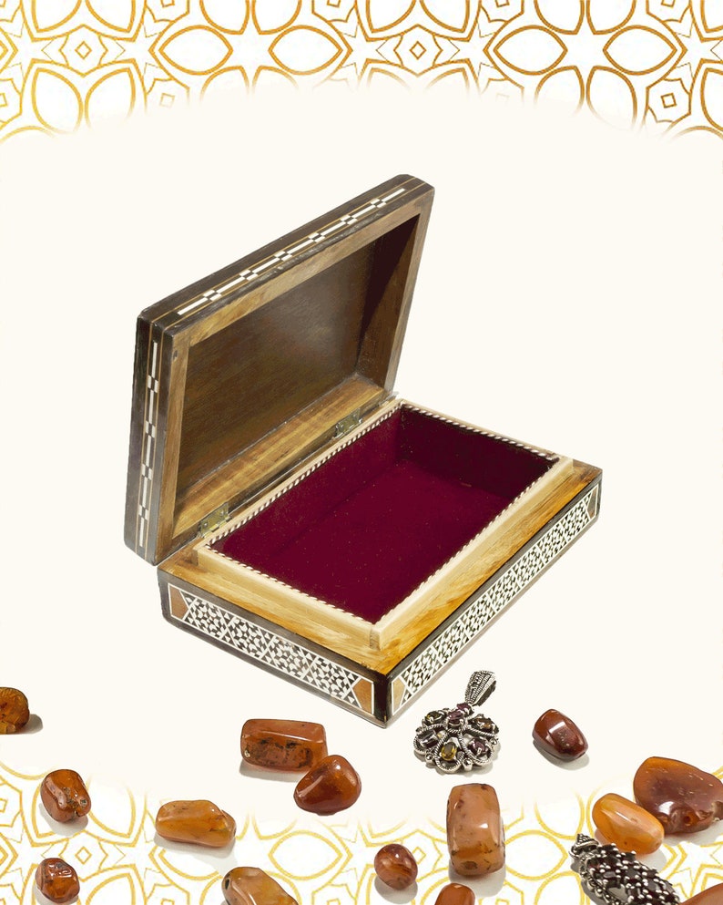 Jewelry Box medium Box,Mosaic box,Handmade box,wooden box,mother of pearl inlay gift wedding gift Sweet Box velvet lined Chocolate box