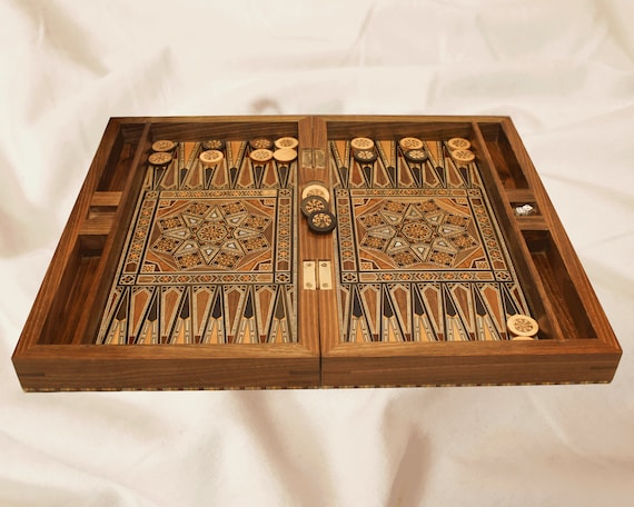 Juego De 30 Fichas De Madera Tallada Y 2 Dados Para Backgammon – Clásico Accesorio De Mesa Con Diseño Rústico Y Acabado Suave