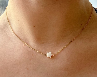 Pearl Star Chain Necklace, Gold Filled Chain Necklace, Dainty Chain Necklace, Mother of Pearl Beaded Necklace, Star Charm Chain, Non-Tarnish