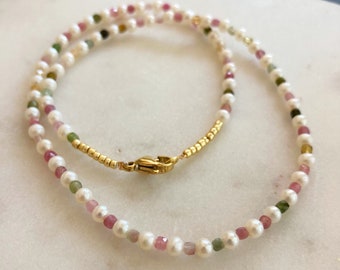 Tourmaline Pearl Necklace, dainty gemstone necklace, tourmaline stone choker necklace, freshwater pearl, small gemstone necklace