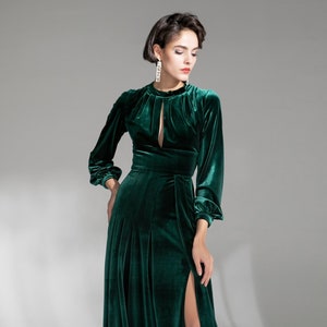 Vintage Long sleeves Boat Neck ruched boidce tight waist design Velvet Dress thigh slit • Designer Modern emerald green Velvet Dress