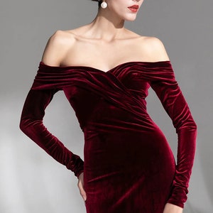 Sexy Off the Shoulder long sleeves ruched bodice Mermaid Velvet dress Modern long Wine color Velvet Party Banquet Wedding Dress image 3