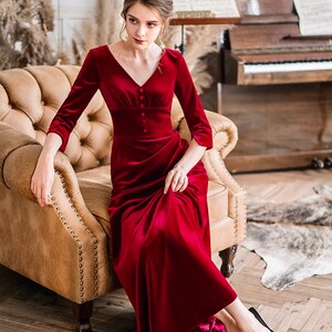 Elegant Long V-neck heart-shape bow-tied back A-line Velvet Dress Designer Modern burgundy Velvet Dress Ball Banquet Wedding Party image 4