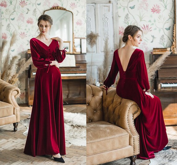 Modern top velvet dress