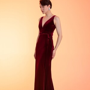 Elegant V-neck Hepburn Style mermaid long Velvet Dress with thin sash Floor-length Bridesmaids Velvet Prom Dress wine burgundy Gifts image 6