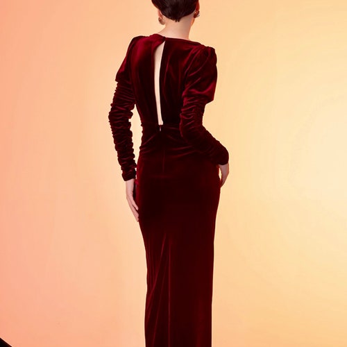 christmas party long sleeve dress DRESSTELLS Velvet Sequin Cocktail Dresses for Women, Black Glitter Fall Wedding Guest Holiday Bodycon Funeral Petite Black S : Clothing, Shoes & Jewelry and formal gatherings Festive Red Mini Dress for