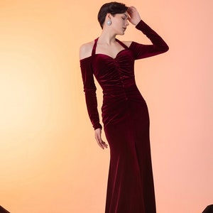 Designer off-the-shoulder Velvet Long Sleeves sheath Prom Dress front slit Bridesmaids haltered red Dress Party Banquet Wedding Gifts image 4