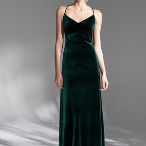 Sexy Spaghetti-straps Sweetheart neckline Crisscross back long Velvet Dress Bridesmaids Prom Dress Emerald Green Party Banquet Wedding image 2