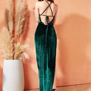 Sexy Spaghetti-straps Side Slit Crisscross Low Back Velvet Dress Wrinkled Emerald Green Long Velvet dress Pencil Skirt image 3