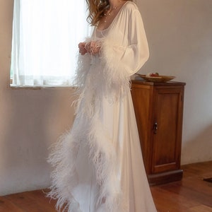Bride ostrich feather silky satin long robe dress white ivory train multi-color custom bride bridesmaids pregnancy maternity robe Gift image 3