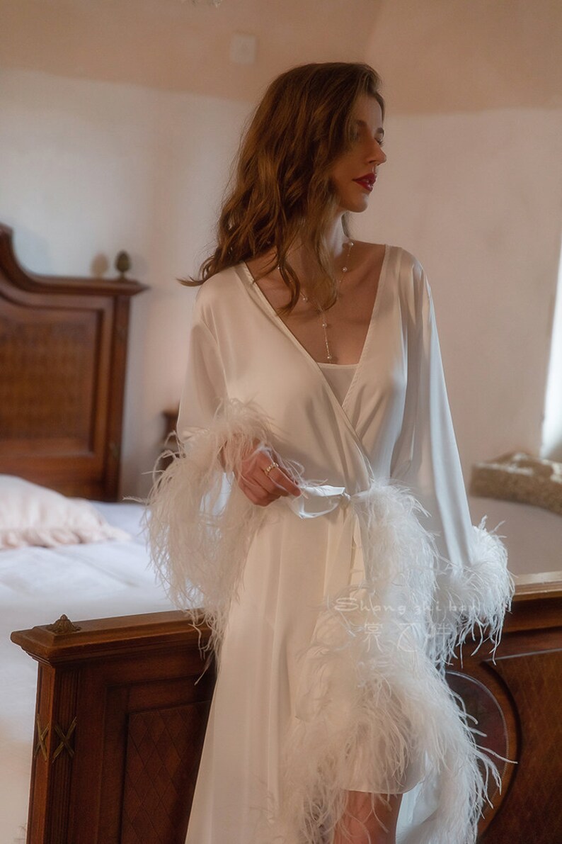 Bride ostrich feather silky satin long robe dress white ivory train multi-color custom bride bridesmaids pregnancy maternity robe Gift image 5