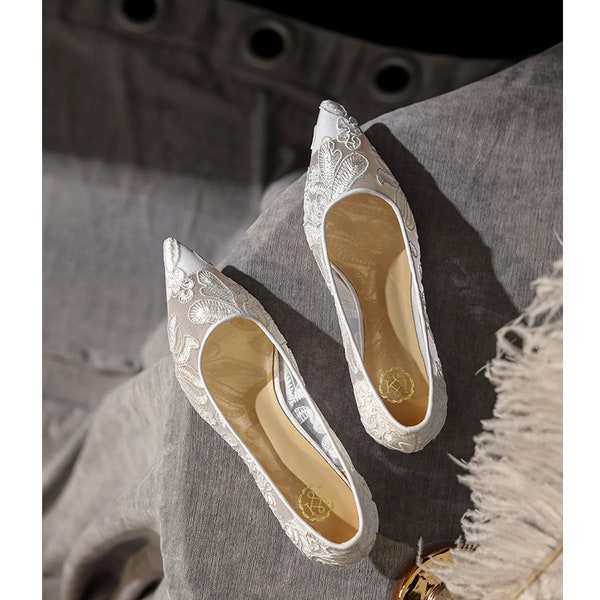 Chantilly Lace 1,5 inch lage hak bruiloft bruids schoenen voor moederschap cadeau voor bruid als huwelijkscadeau voor bruid huwelijksreis cadeau