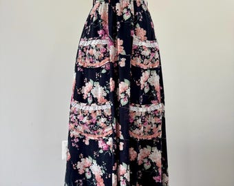 1970s Long Floral Prairie Skirt