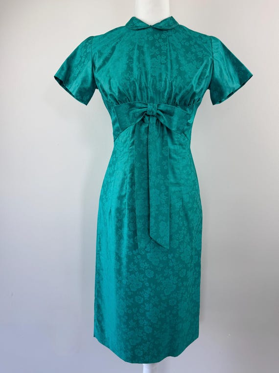 green emerald velvet dress Few Moda | Paige Dress main image 1