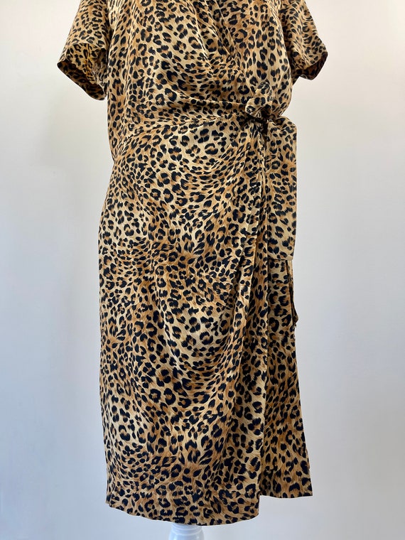 1990s Maggy London Cheetah Print Silk Wrap Dress - image 6