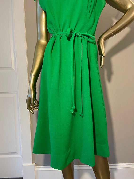 1960s Mollie Parnis New York Green Wool Shift Dre… - image 5