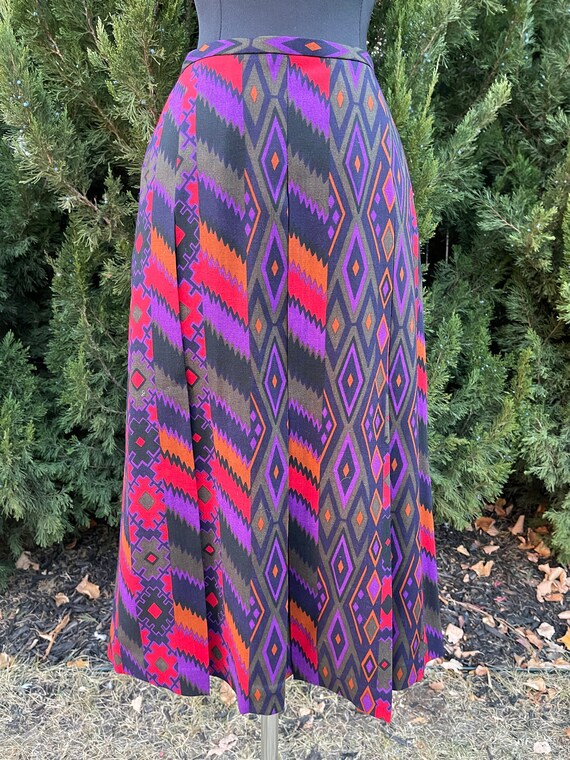 1990s Jaeger Aztec Print Pleated Skirt