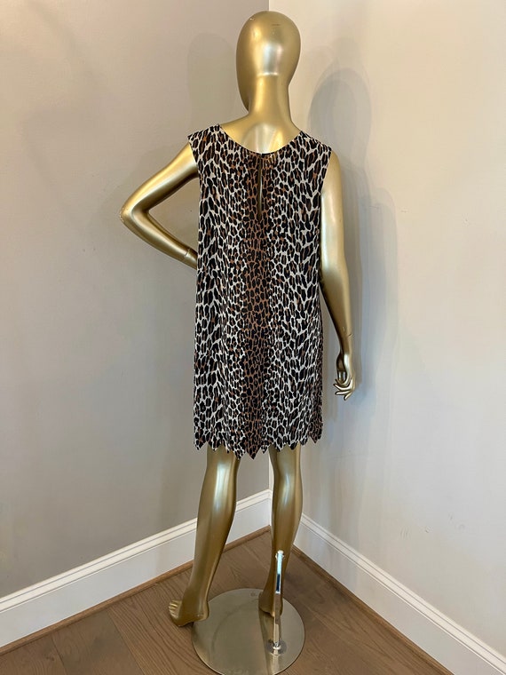 1960s Cheetah Print Slip with Jagged Edge Hem - image 4