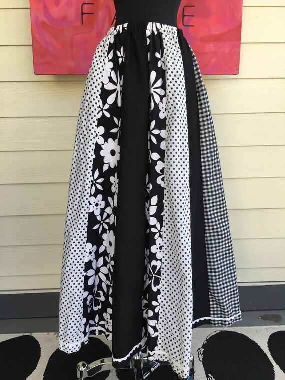 1970s Graphic Cotton Full Skirt