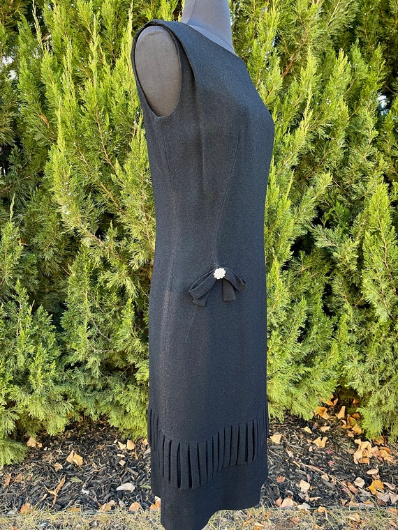 1970s R & K Black Wool Sleeveless Dress - image 6