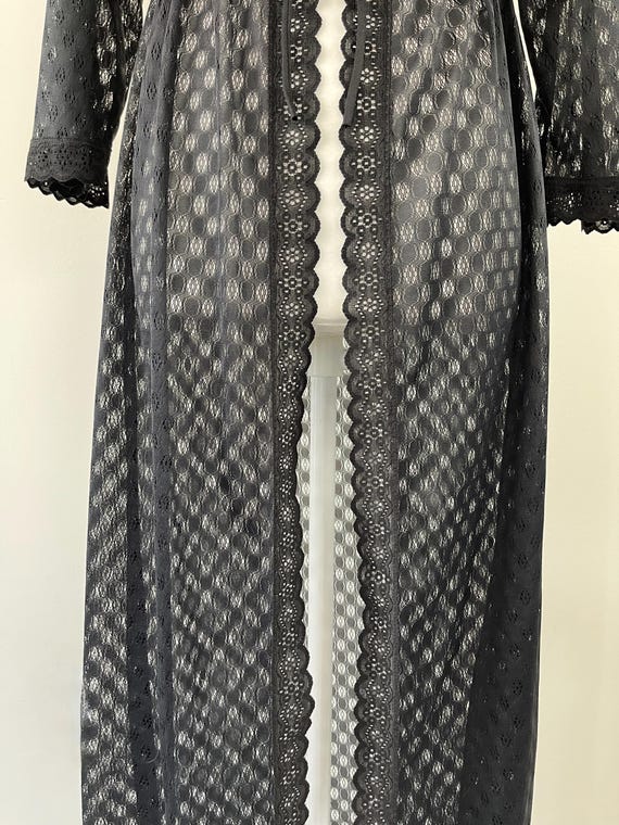 1970s Black Polyester Patterned Robe - image 6