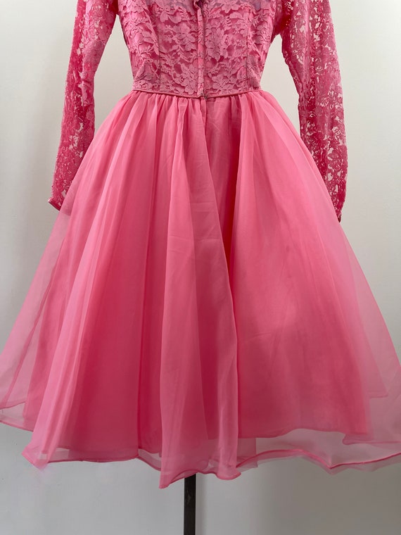 1970s Bubble Gum Pink Lace Cocktail Dress - image 8