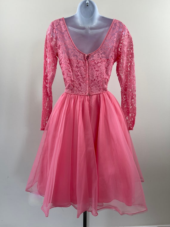 1970s Bubble Gum Pink Lace Cocktail Dress - image 7