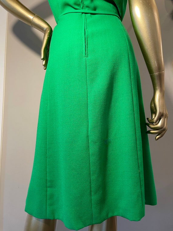 1960s Mollie Parnis New York Green Wool Shift Dre… - image 9