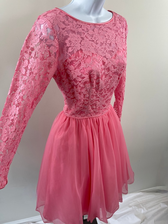 1970s Bubble Gum Pink Lace Cocktail Dress - image 3