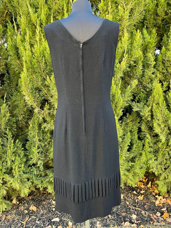 1970s R & K Black Wool Sleeveless Dress - image 8