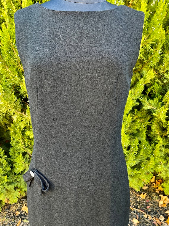 1970s R & K Black Wool Sleeveless Dress - image 4