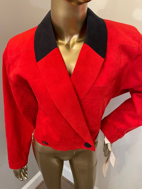 1970s Bill Blass Ultra Suede Red Cropped Coat - image 3