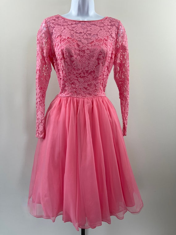 1970s Bubble Gum Pink Lace Cocktail Dress - image 2