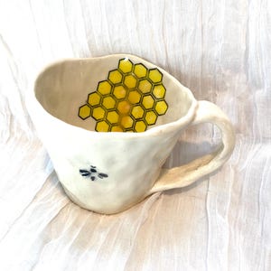 Honeycomb Flow Mug