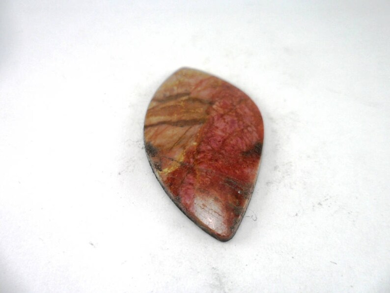 Cabochon from Rhodonite Only Natural Stones ruby spar 45x26x3 mm