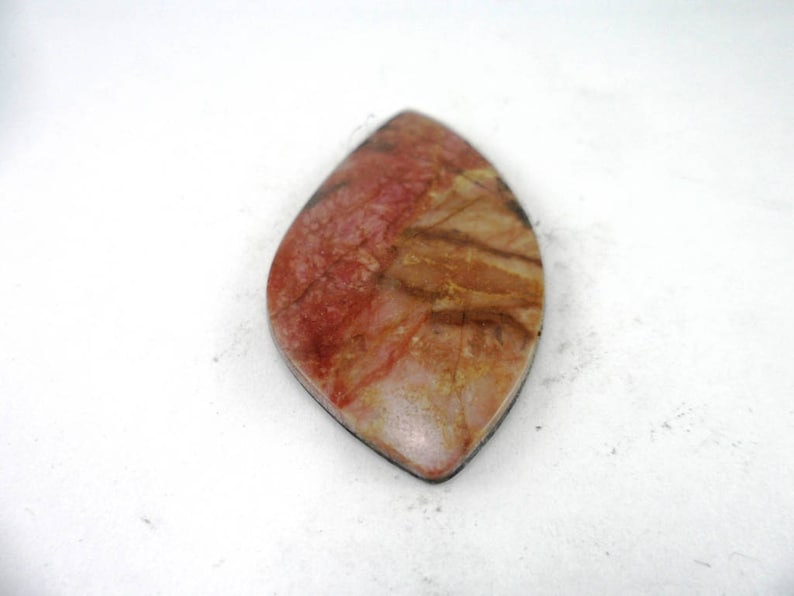 Cabochon from Rhodonite Only Natural Stones ruby spar 45x26x3 mm